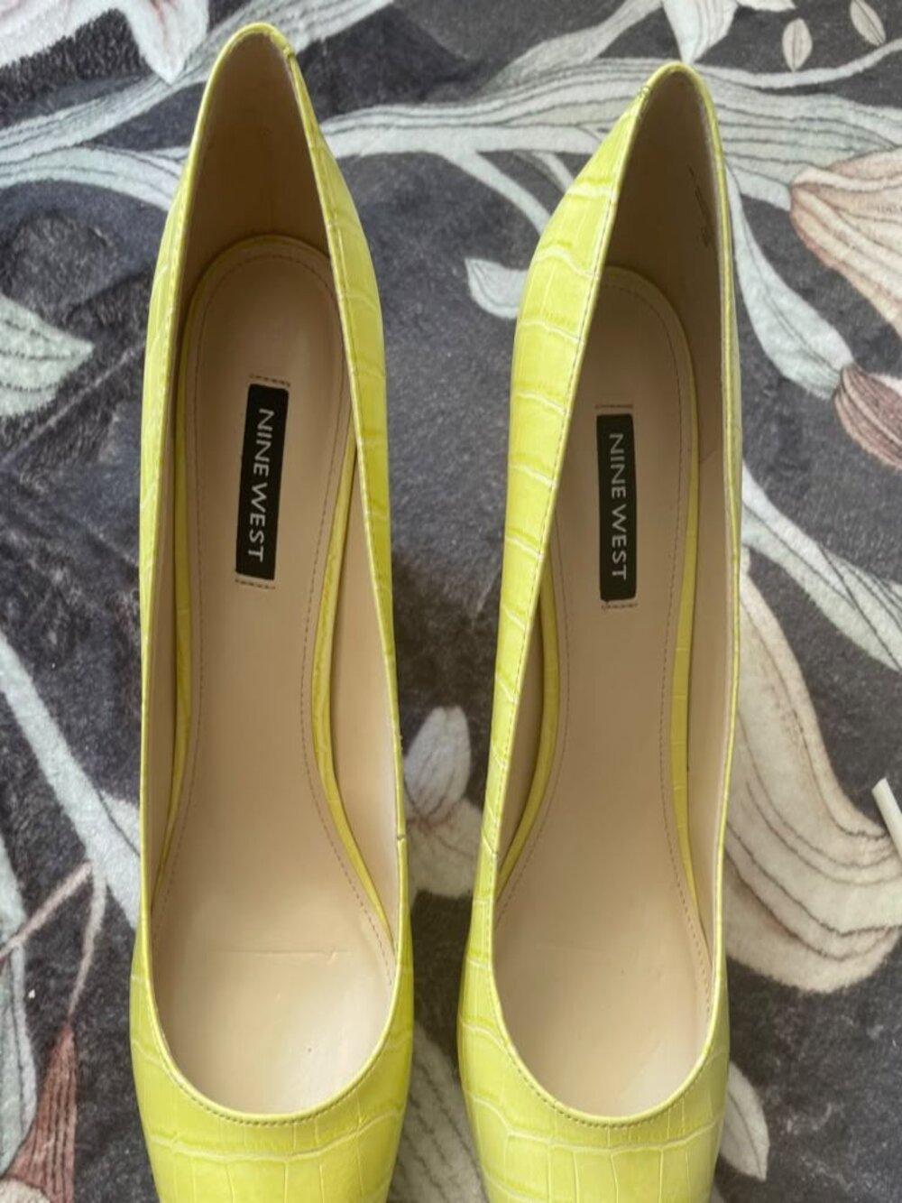 Excellent Condition Nine West Cara Block Pumps in Yellow